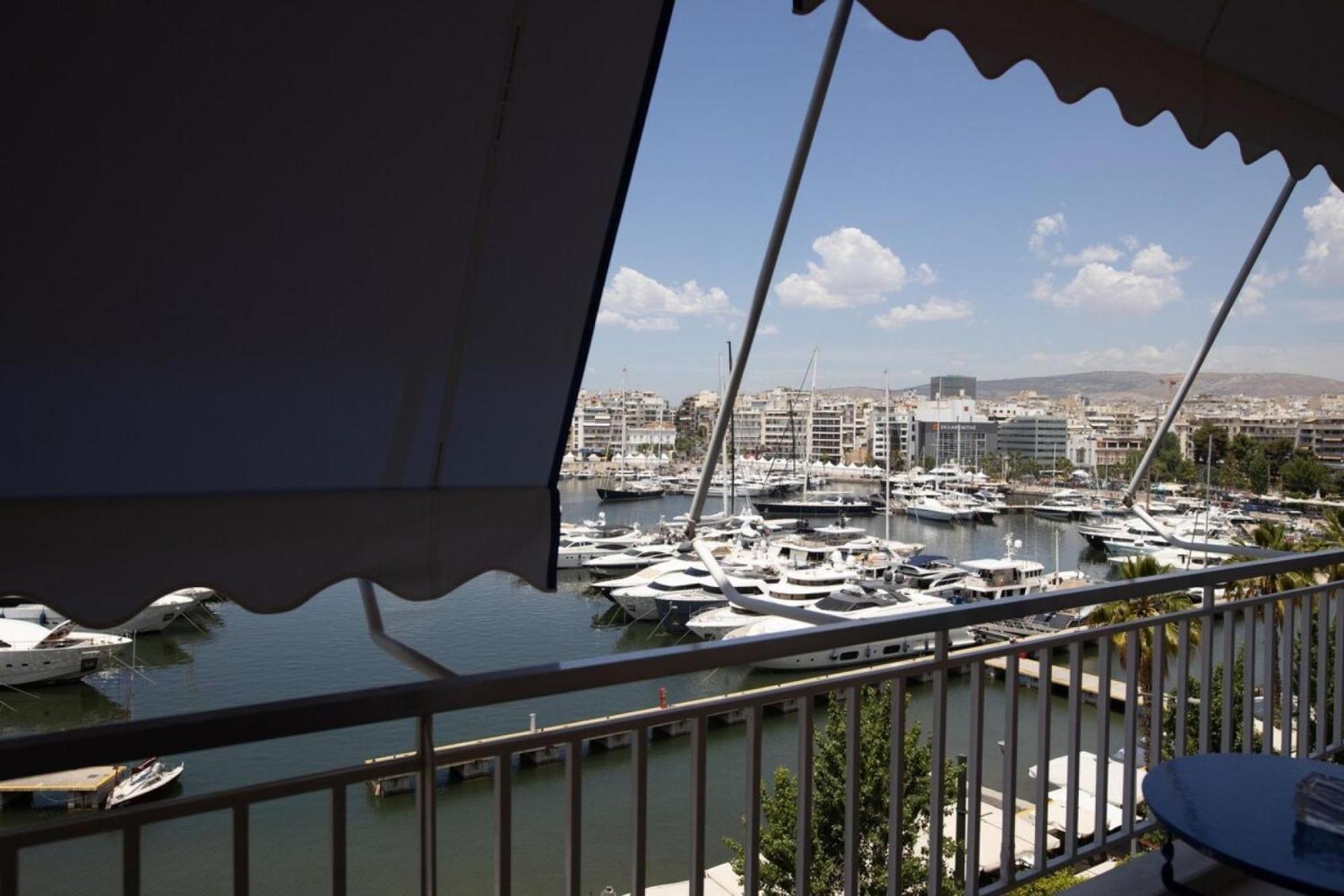 Cozy Apartment With Full View Marina Zeas El Pireo Exterior foto